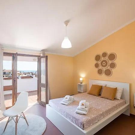#47 Cozy Flat Near Oldtown,Beach With Amazing Seaview بيت للعطل
