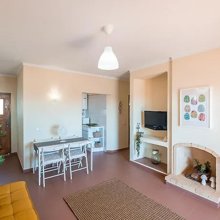 #47 Cozy Flat Near Oldtown,Beach With Amazing Seaview *